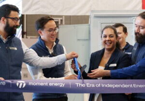moment-ribbon-cutting-megafactory-1-scaled
