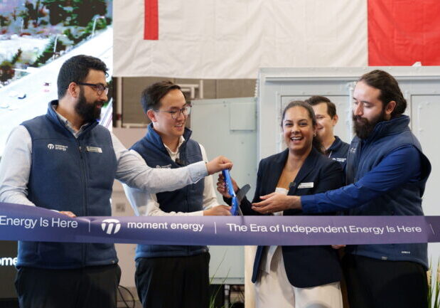 moment-ribbon-cutting-megafactory-1-scaled
